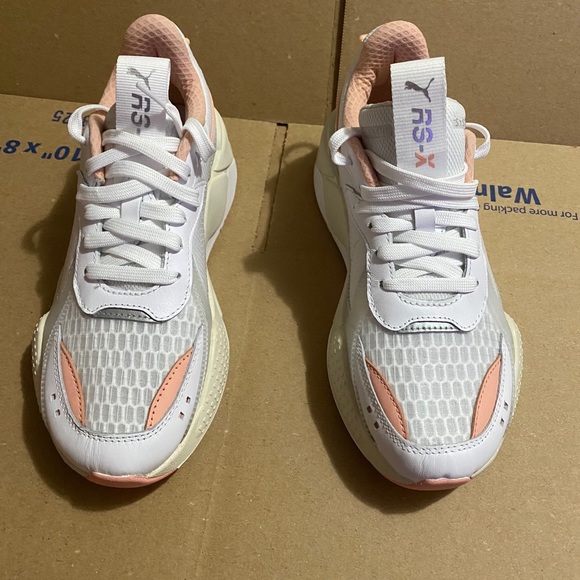 Size 7.5 women’s puma RS-X - Picture 1 of 3